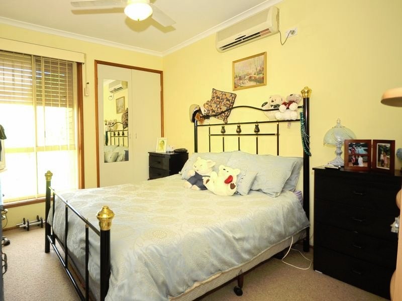 2/19 Chaplin Crescent, Oxenford QLD 4210