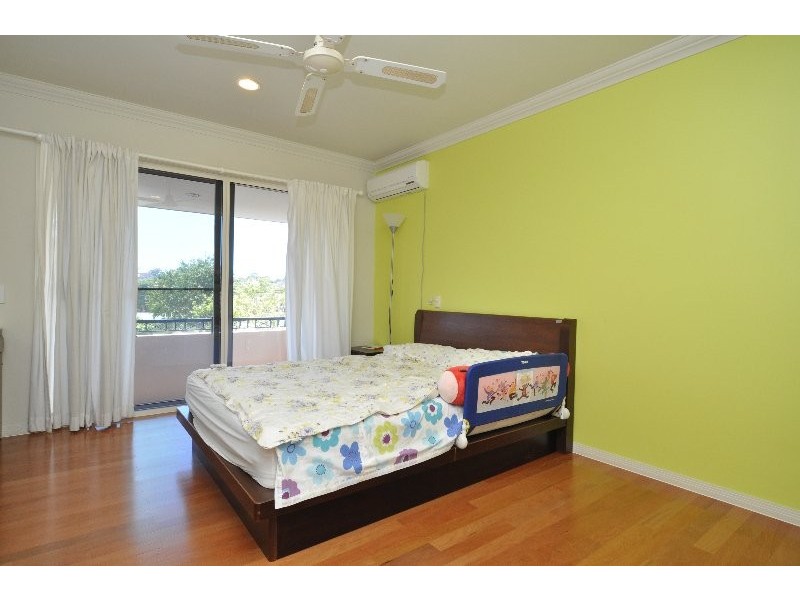 5/433 Brisbane Road, Coombabah QLD 4216