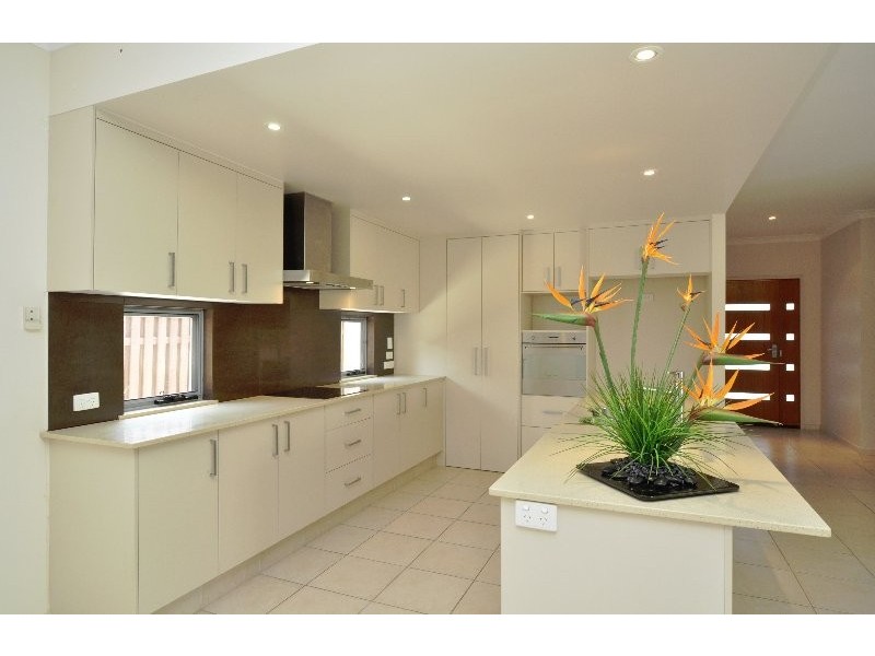 19 Garawarra Crescent, Upper Coomera QLD 4209