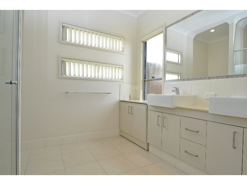 19 Garawarra Crescent, Upper Coomera QLD 4209