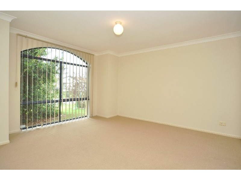 45 Serafina Drive, Helensvale QLD 4212