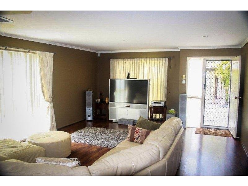 3A Dromana Crescent, Helensvale QLD 4212