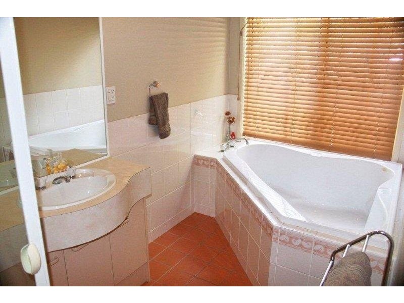 3A Dromana Crescent, Helensvale QLD 4212