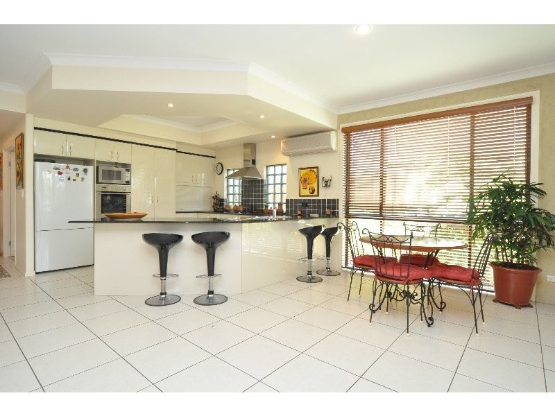 14 Joel Court, Monterey Keys QLD 4212