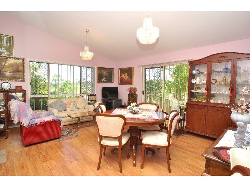 8 Meadowvale street, Oxenford QLD 4210