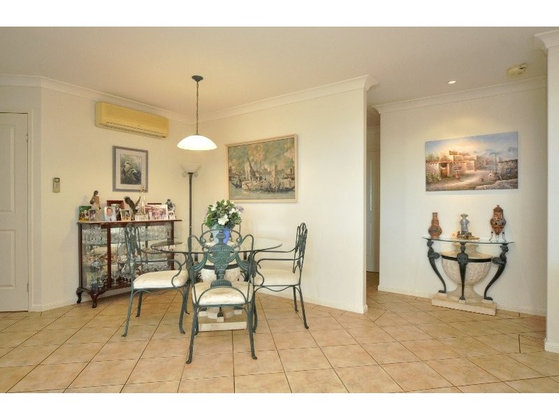 11 Mitaro Rise, Pacific Pines QLD 4211