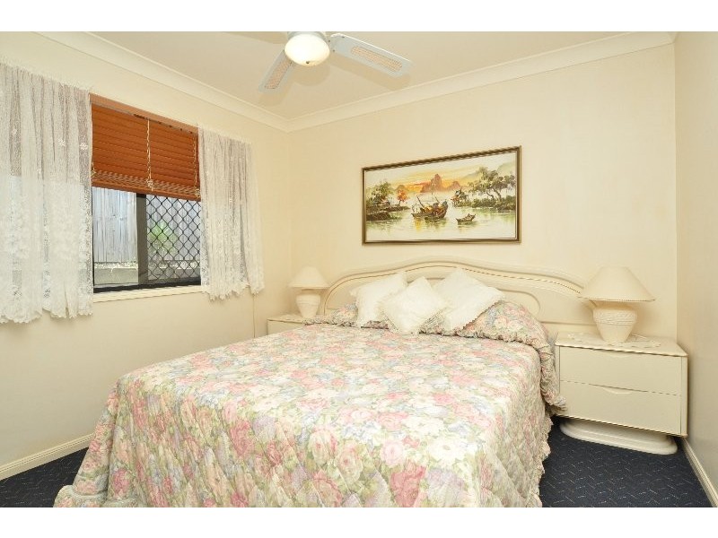 11 Mitaro Rise, Pacific Pines QLD 4211