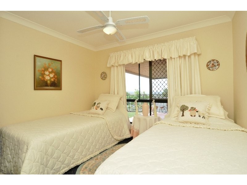 11 Mitaro Rise, Pacific Pines QLD 4211