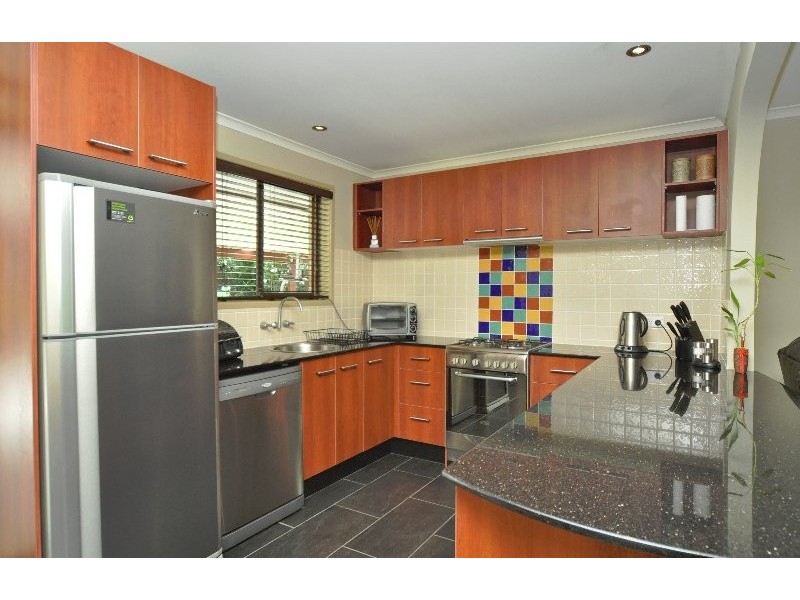 33 Lindfield Road, Helensvale QLD 4212