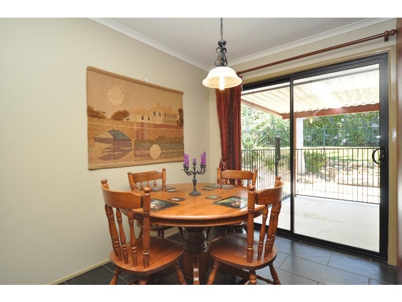 33 Lindfield Road, Helensvale QLD 4212