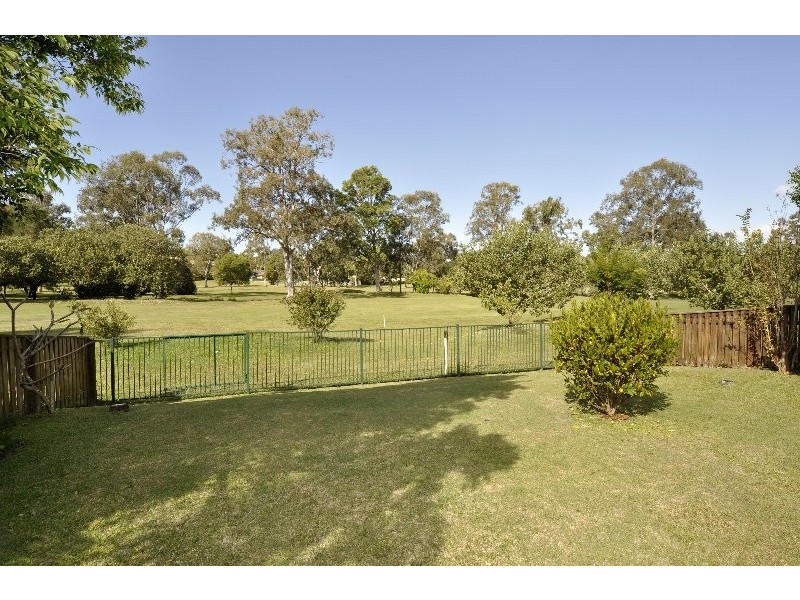 15 Wandilla Drive, Helensvale QLD 4212