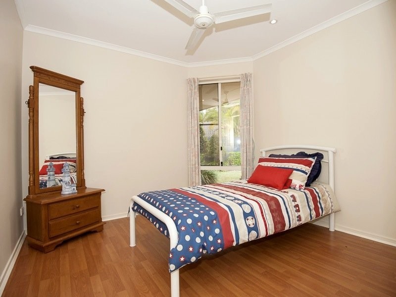 24 Rosswood Court, Helensvale QLD 4212