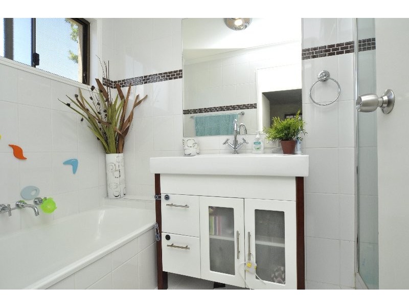 1/5 Theatre Street, Oxenford QLD 4210