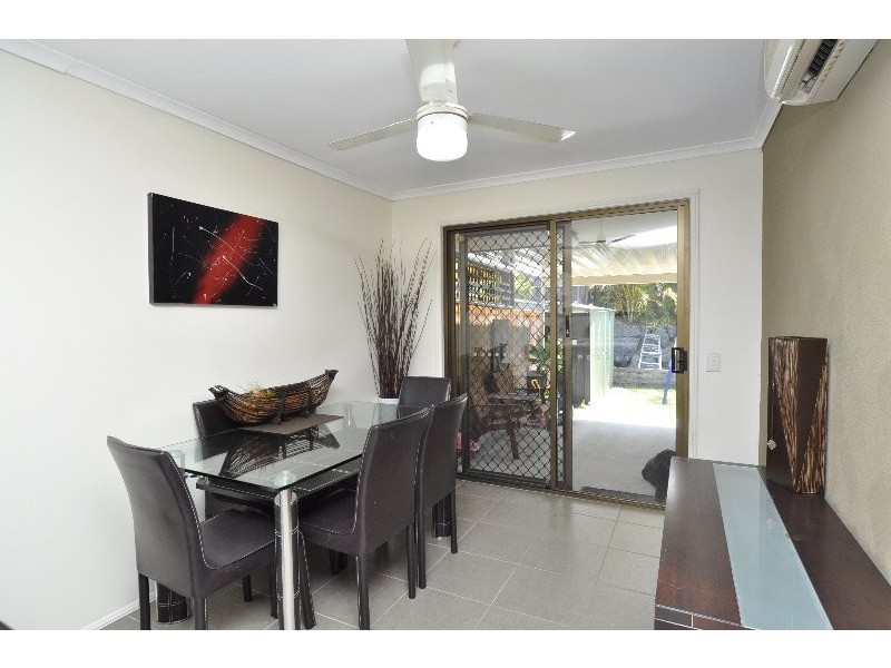 1/5 Theatre Street, Oxenford QLD 4210