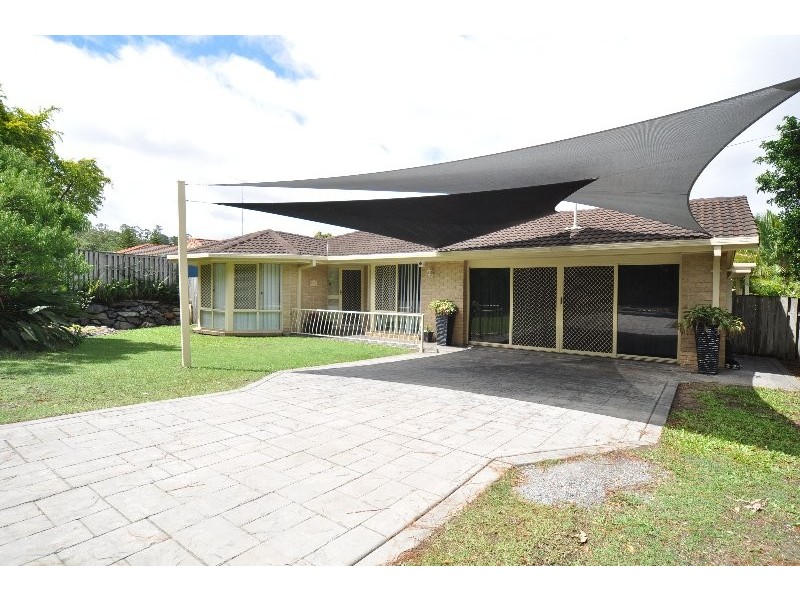 4 Saipan Way, Pacific Pines QLD 4211