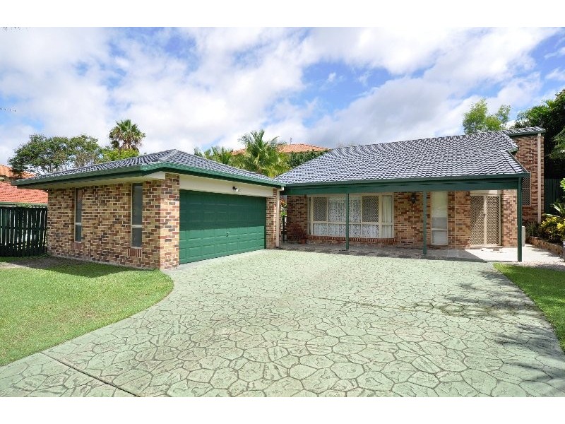 37 Nandi Terrace, Pacific Pines QLD 4211