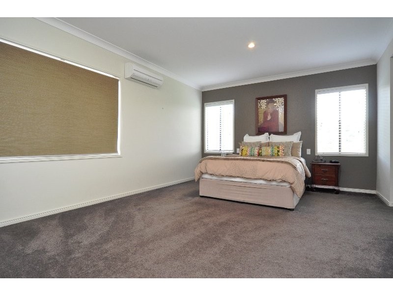 112 Treeline Circuit, Upper Coomera QLD 4209