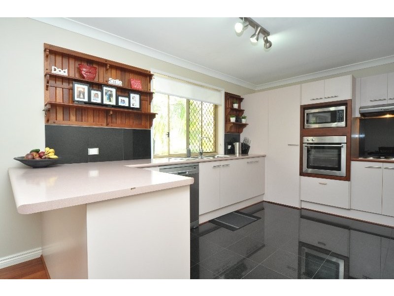 4 Edgemount Court, Oxenford QLD 4210