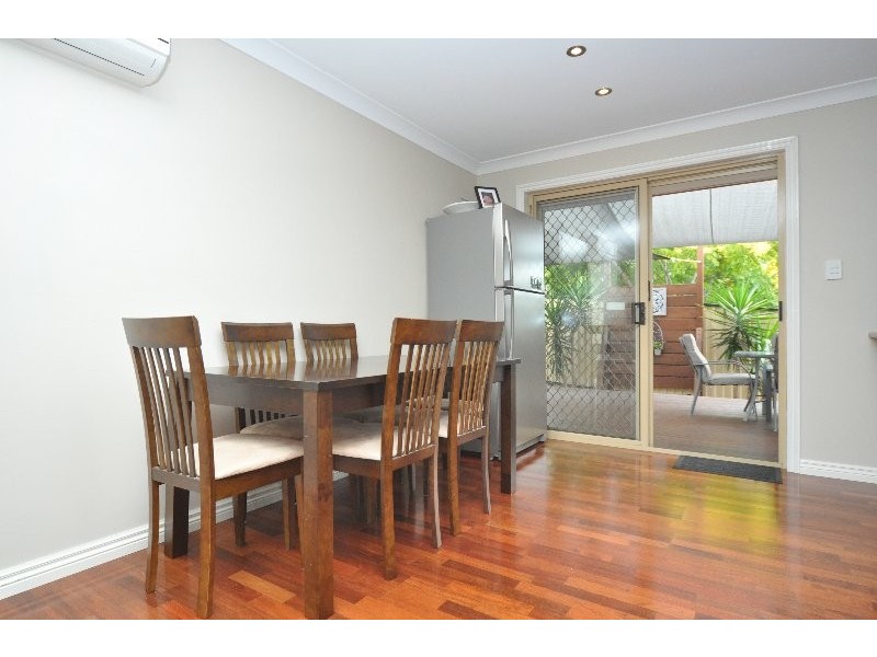 4 Edgemount Court, Oxenford QLD 4210