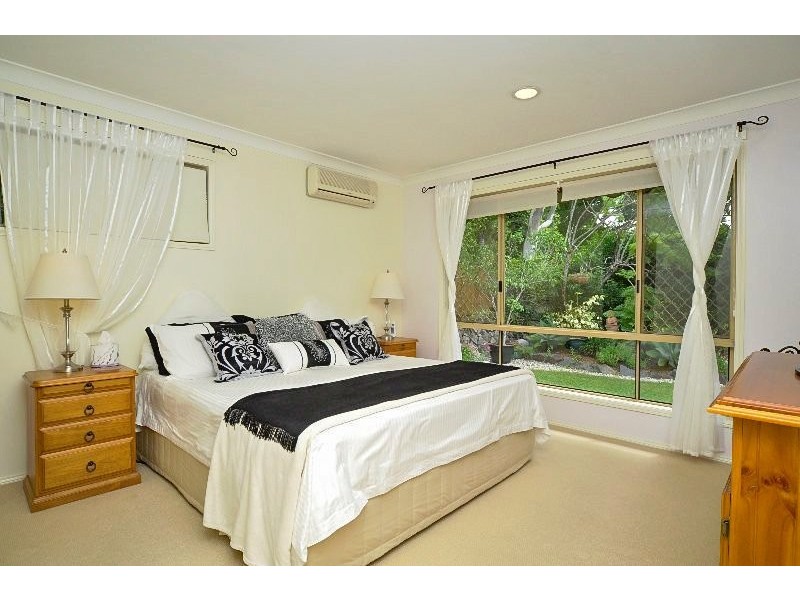 6 Martin Place, Helensvale QLD 4212