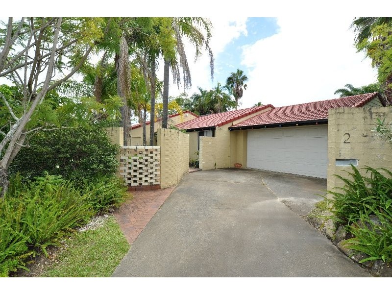 2 Dubbo Court, Helensvale QLD 4212