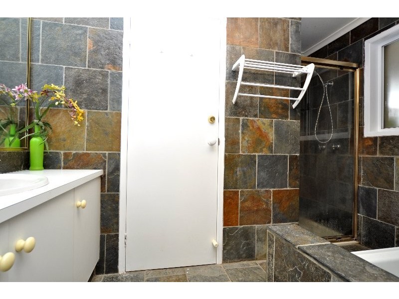 2 Dubbo Court, Helensvale QLD 4212