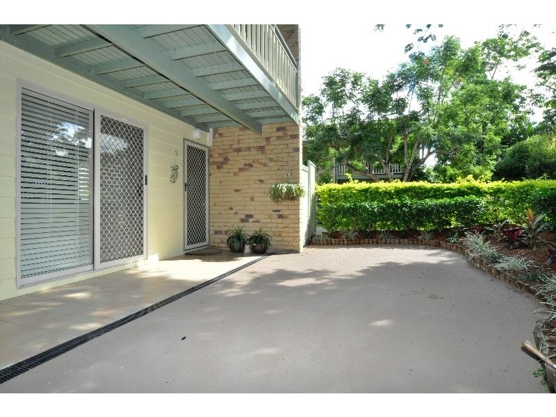5/421 Oxley Drive, Runaway Bay QLD 4216