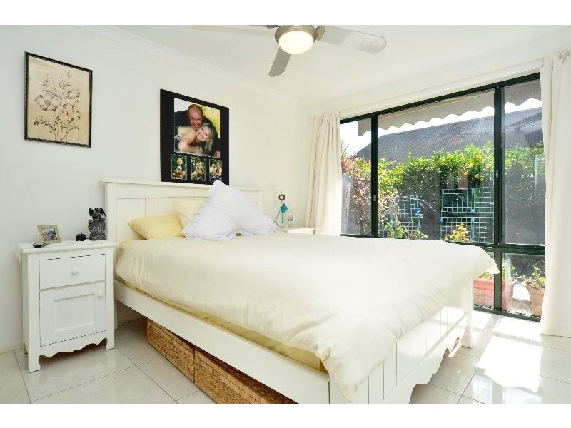 3/394 Pine Ridge Road, Coombabah QLD 4216