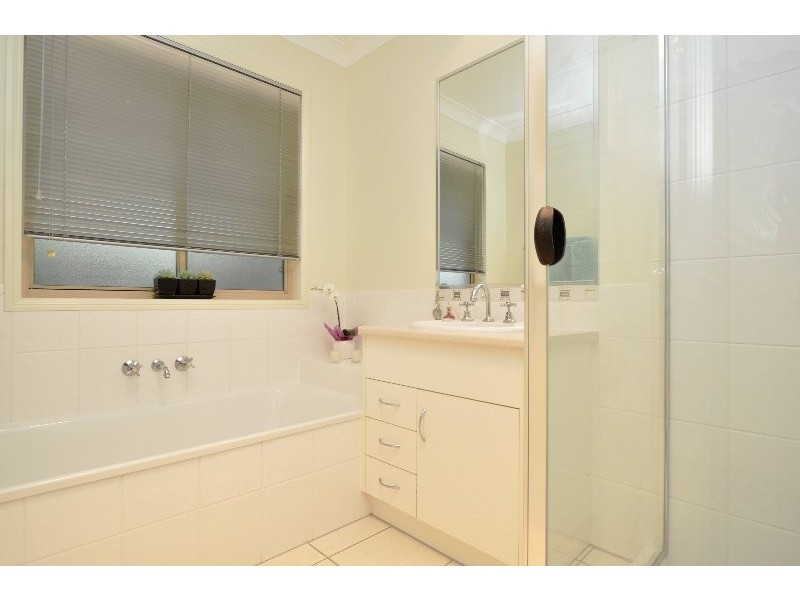 29 Mellum Circuit, Pacific Pines QLD 4211