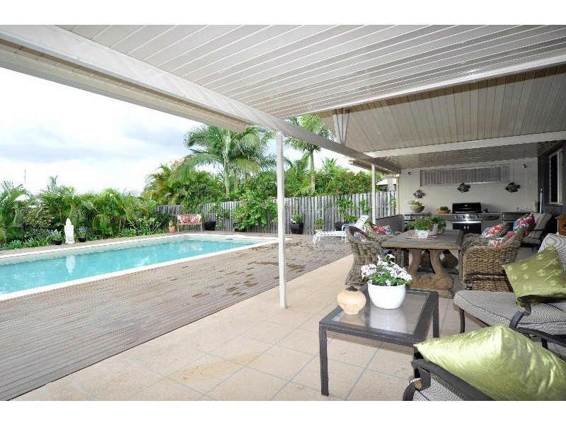 29 Mellum Circuit, Pacific Pines QLD 4211