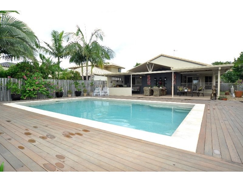 29 Mellum Circuit, Pacific Pines QLD 4211