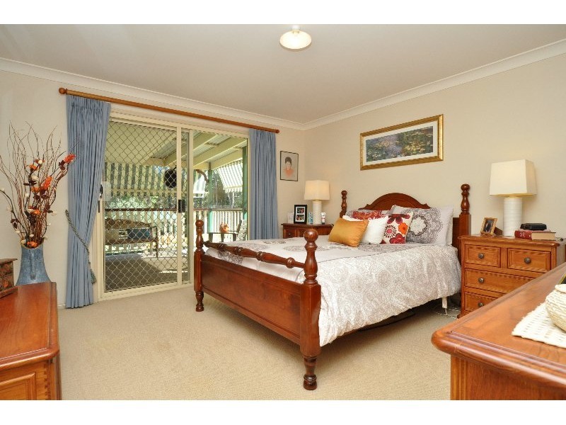 70 Rivertree Avenue, Helensvale QLD 4212