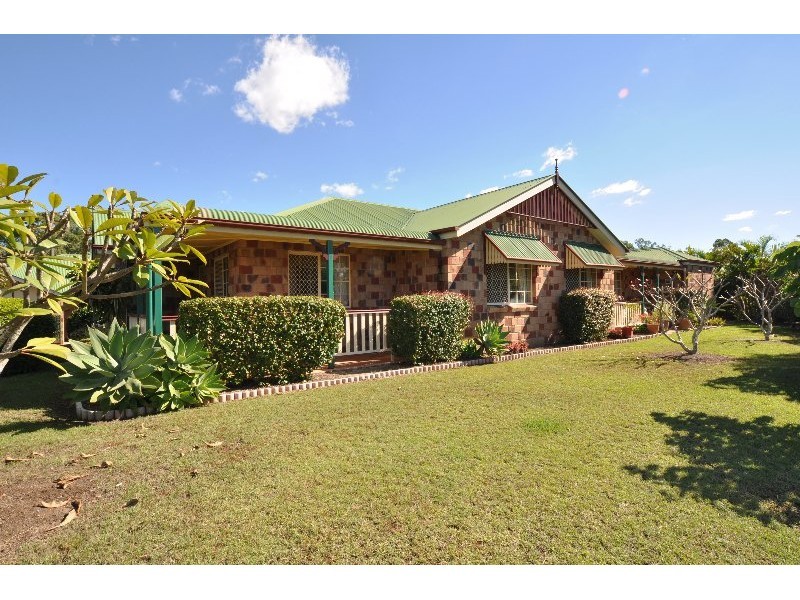 70 Rivertree Avenue, Helensvale QLD 4212