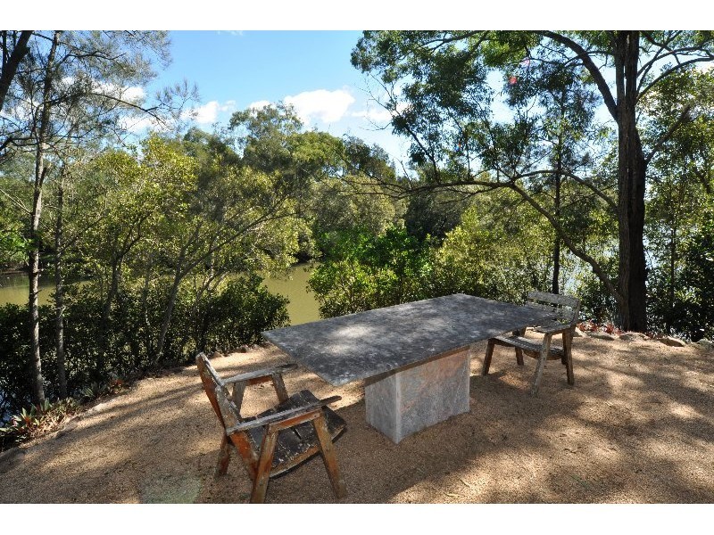 70 Rivertree Avenue, Helensvale QLD 4212