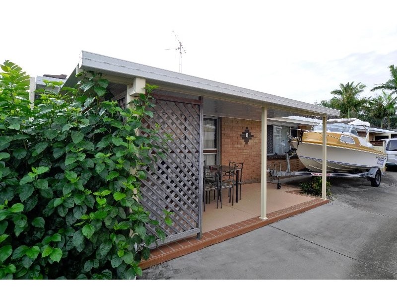 1/9 Drake Avenue, Paradise Point QLD 4216