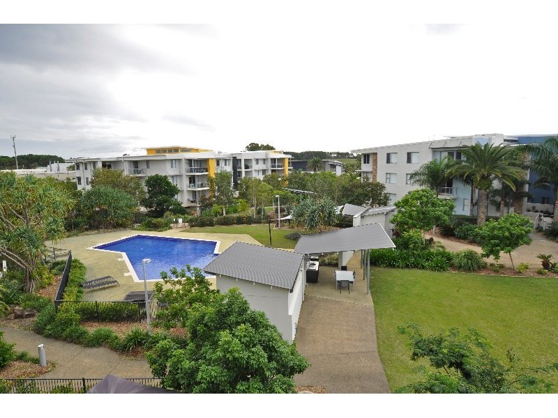 133/64-66 Sickle Avenue, Hope Island QLD 4212