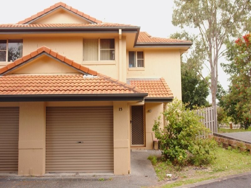 15/99 Greenacre Drive, Parkwood QLD 4214