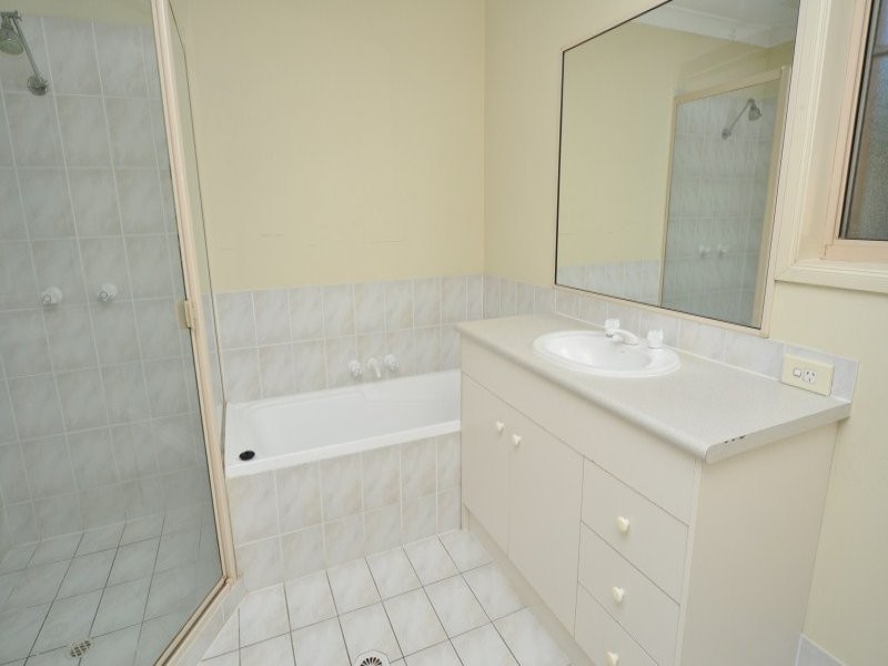 15/99 Greenacre Drive, Parkwood QLD 4214