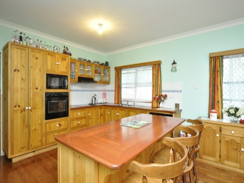 3 Emerson Way, Oxenford QLD 4210