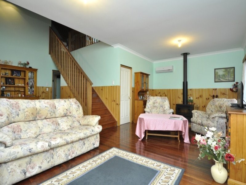 3 Emerson Way, Oxenford QLD 4210