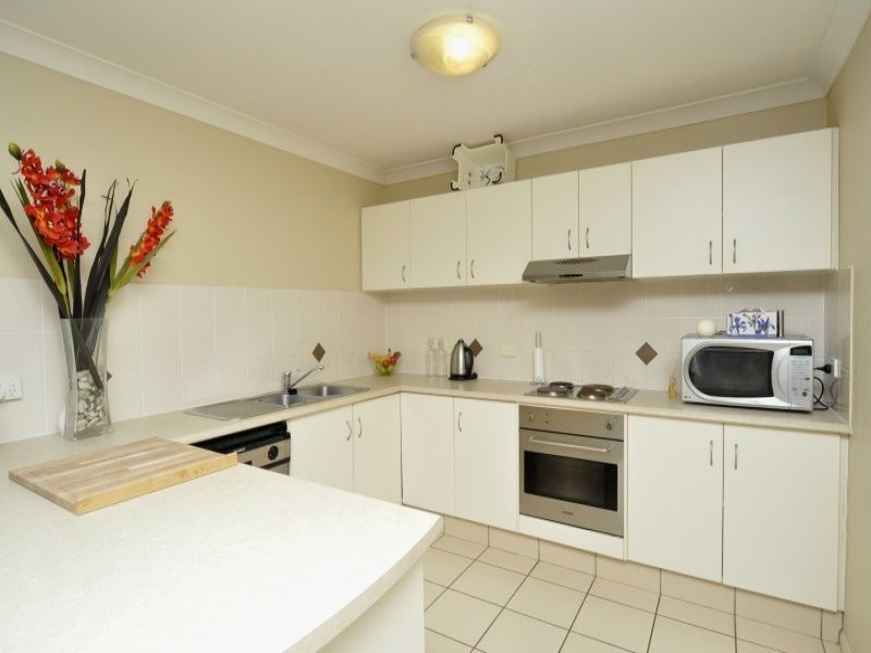 2/16 Balintore Street, Upper Coomera QLD 4209