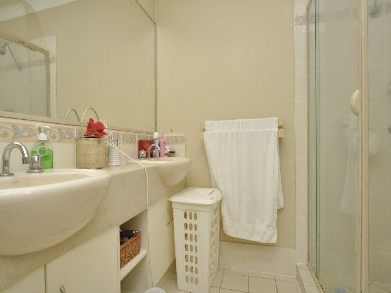 2/16 Balintore Street, Upper Coomera QLD 4209