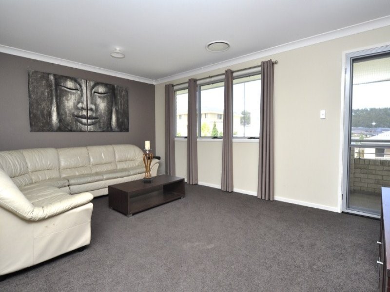 92 Wunburra Circle, Pacific Pines QLD 4211