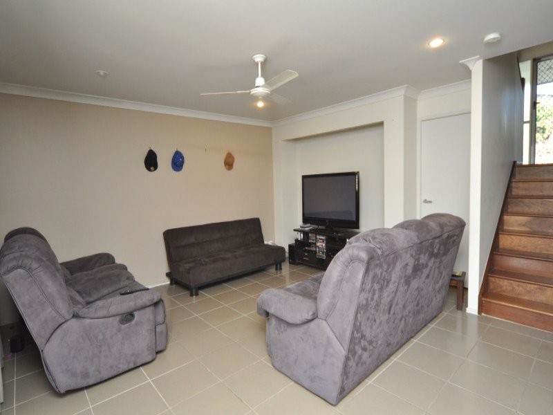 8 Appollo Place, Oxenford QLD 4210