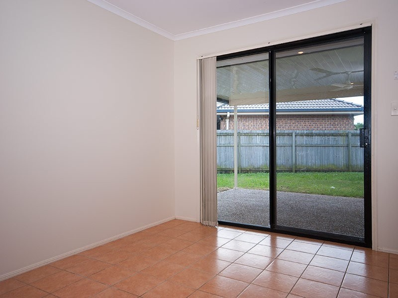 8 Blueash Crescent, Oxenford QLD 4210