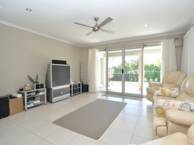 34 Mountain View Crest, Mount Nathan QLD 4211