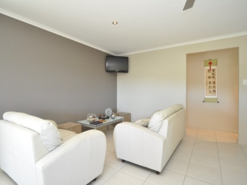 34 Mountain View Crest, Mount Nathan QLD 4211