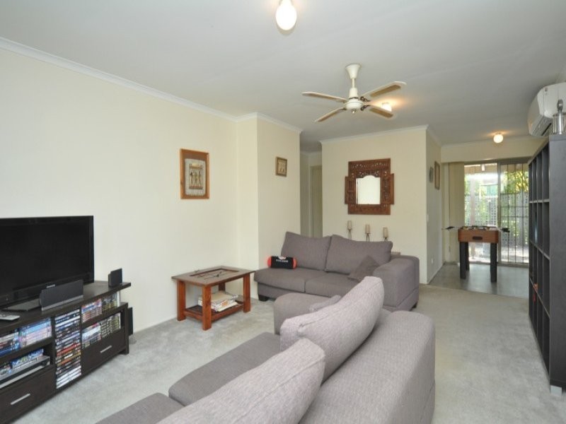 9/7 Silky Oak Court, Oxenford QLD 4210