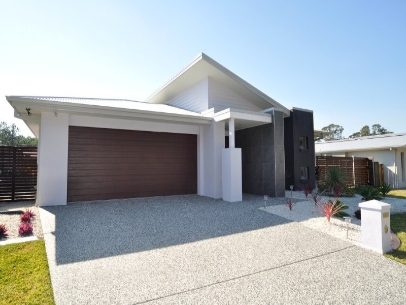 11 Stone Creek Drive, Upper Coomera QLD 4209