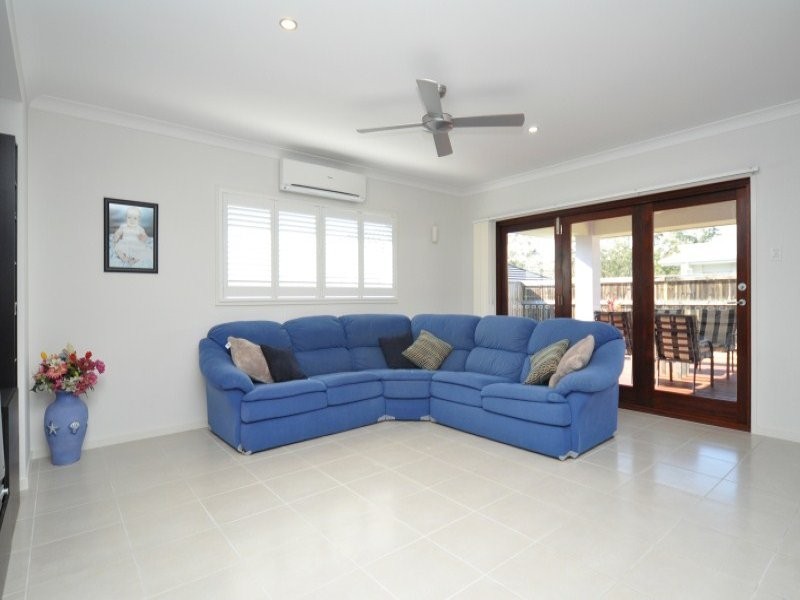 11 Stone Creek Drive, Upper Coomera QLD 4209